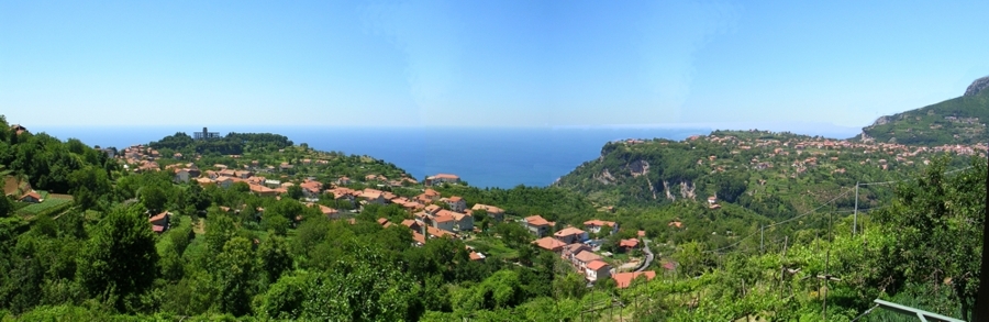 vista della Costiera Amalfitana dal "castagno"